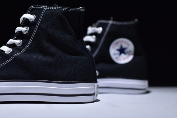 Converse Chuck Taylor All Star Basic Canvas Sneaker Hi - Black