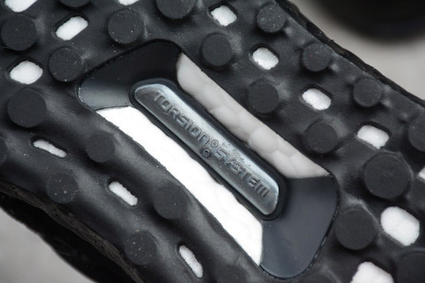 adidasMen's Ultra Boost 4.0 - Triple Black