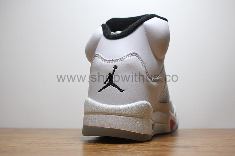 Supreme x Air Jordan 5 AJ5 Retro - White