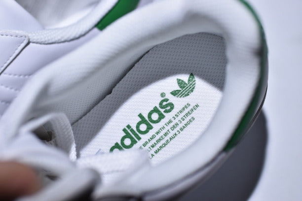 adidasUnisex Yeezy Powerphase Calabasas - White/Green