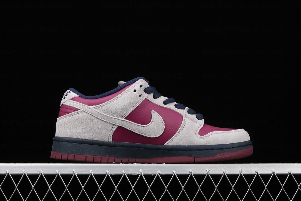 NikeSB Dunk Low - True Berry