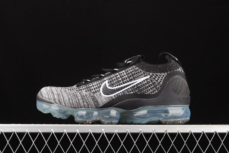 NikeMen's Air VaporMax Flyknit - Oreo