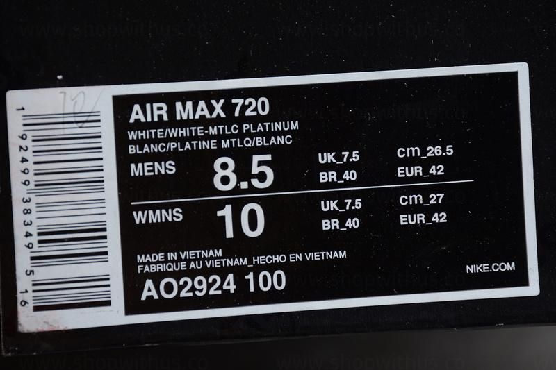 NikeWMNS Air Max 720 - Metallic Platinum