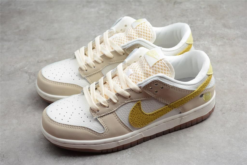 NikeSB Dunk Low -  Lemon Drop