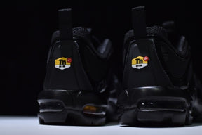 NikeAir Vapormax Plus - Triple Black