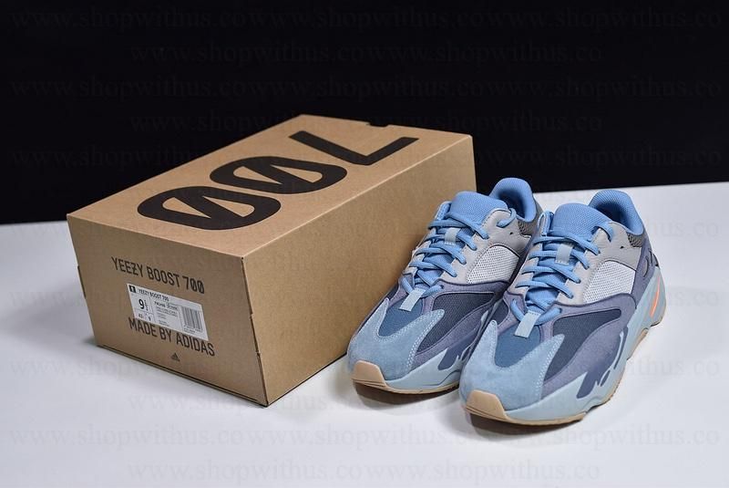 adidasYEEZY  Boost 700 - Carbon Blue
