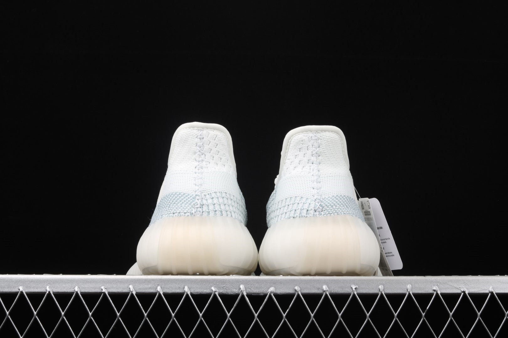 adidasOriginals Yeezy Boost 350 V2 - Cloud White