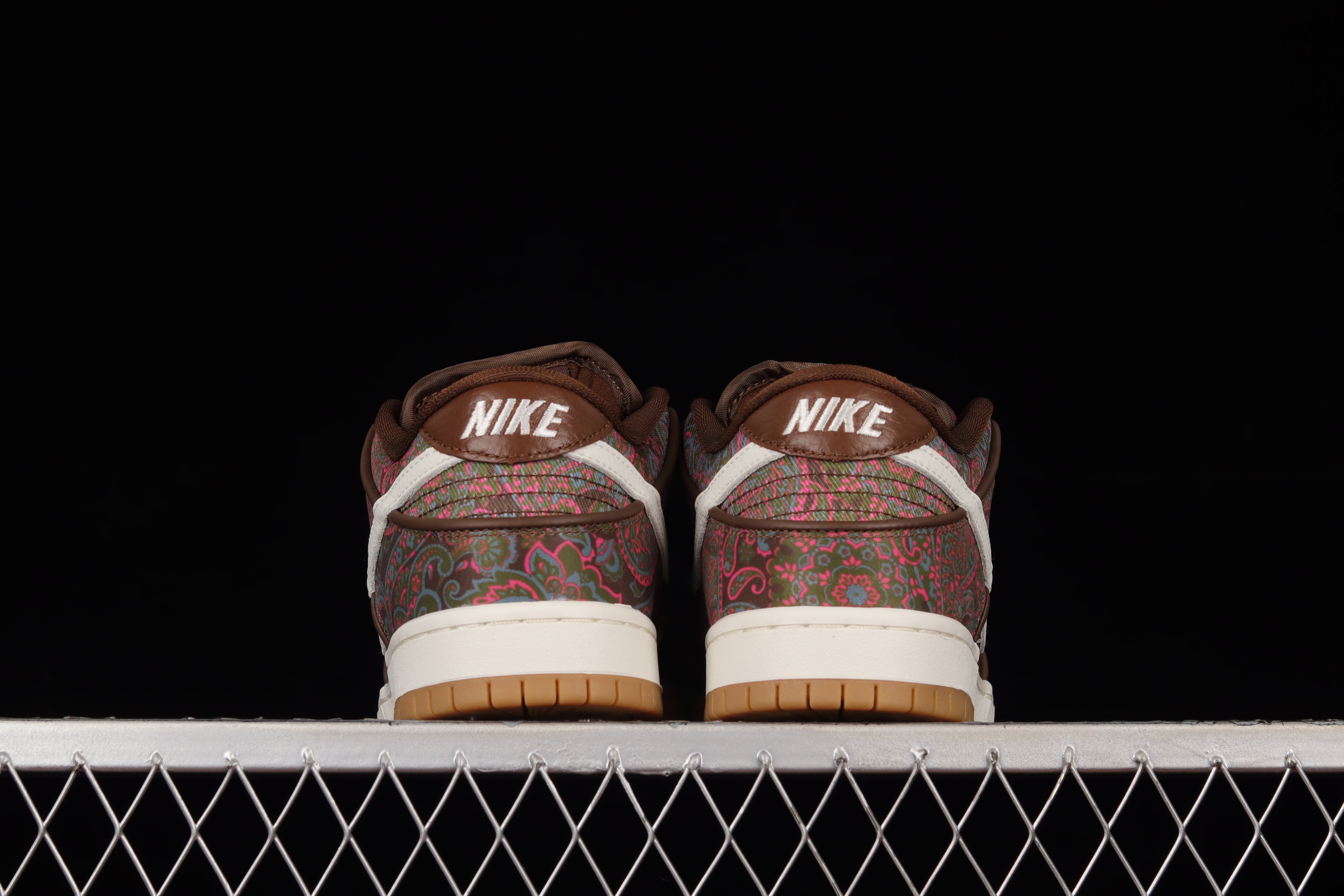 NikeMens SB Dunk Low Pro - Paisley Brown