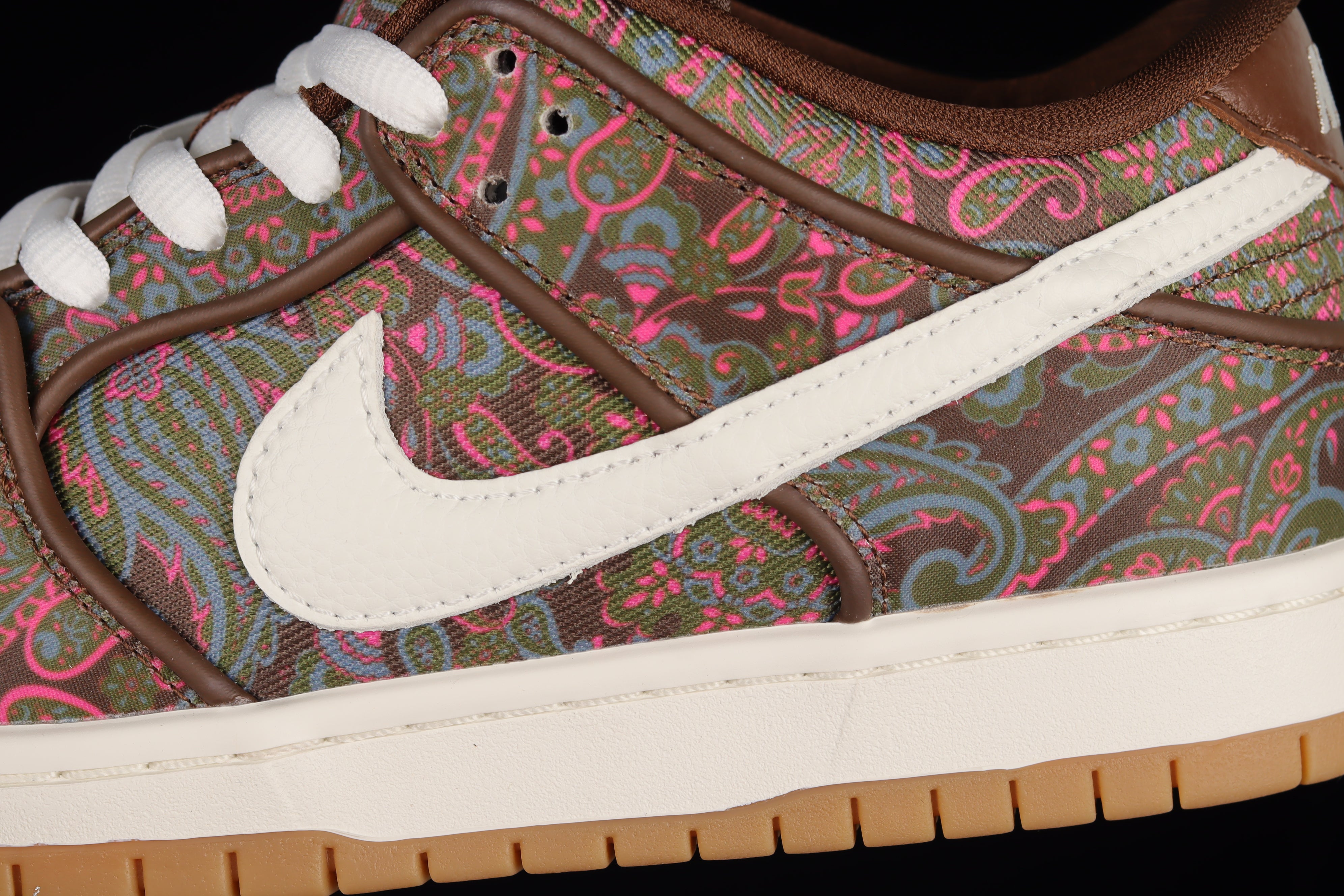 NikeMens SB Dunk Low Pro - Paisley Brown