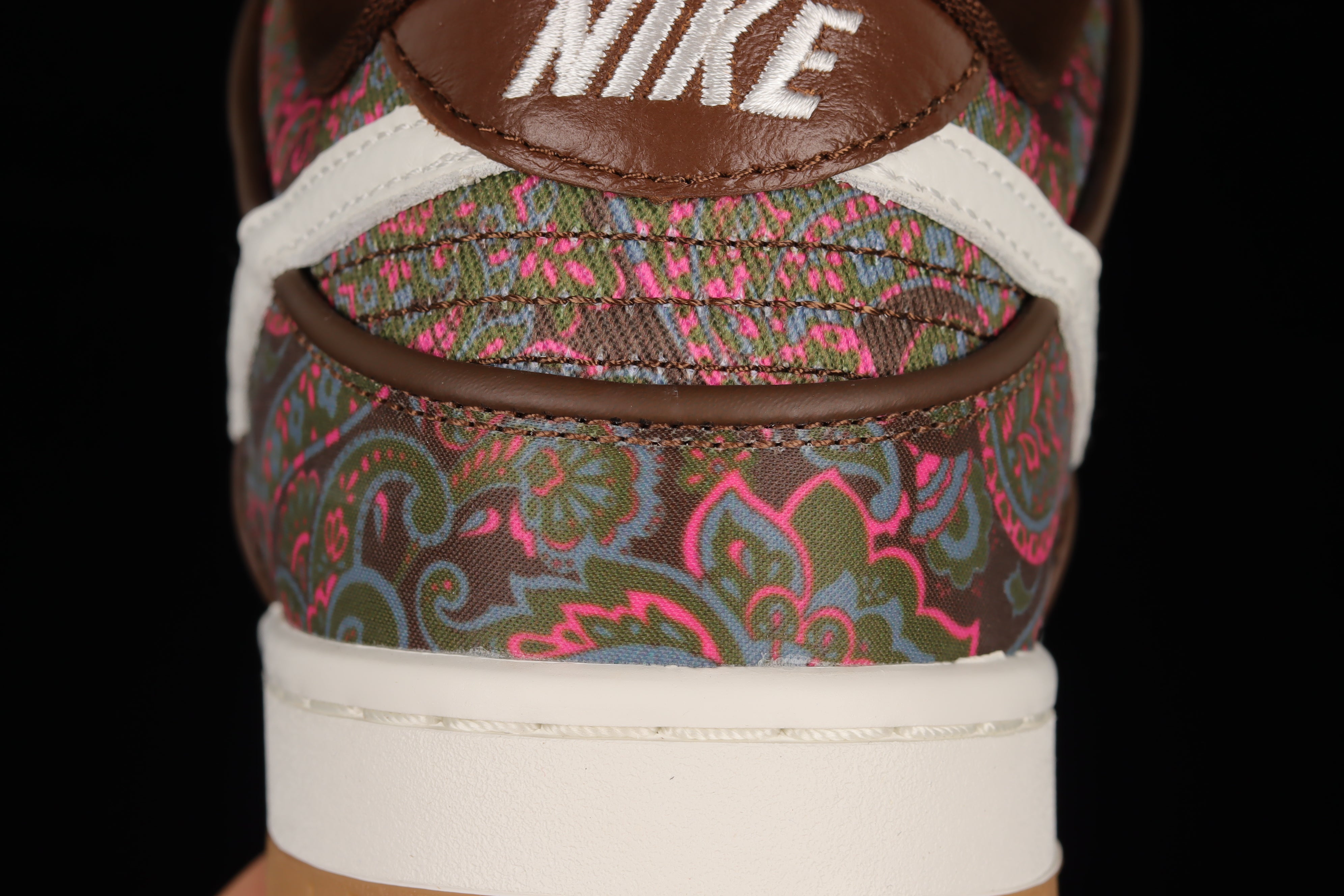 NikeMens SB Dunk Low Pro - Paisley Brown