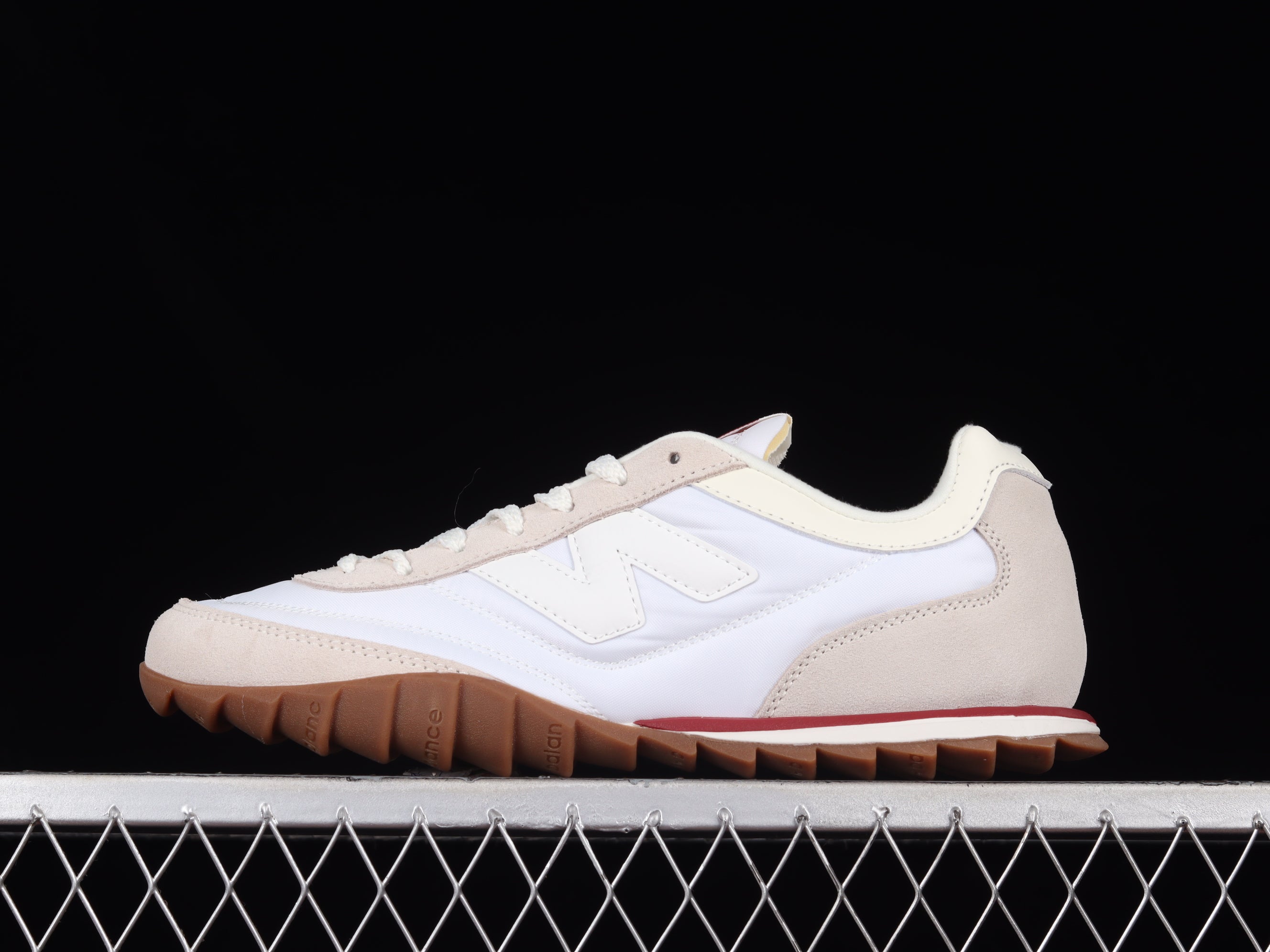 New Balance RC30 Beige - White