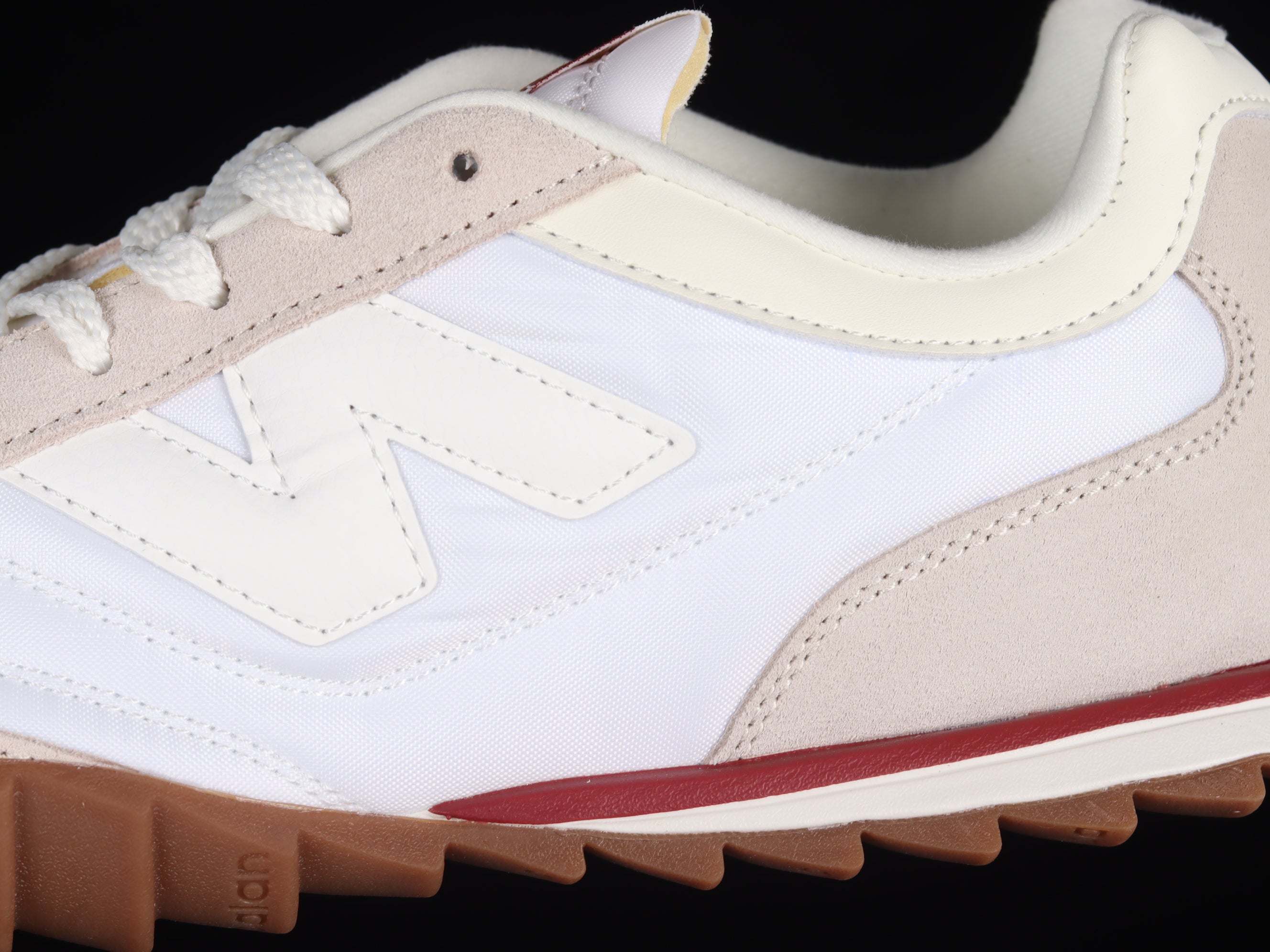 New Balance RC30 Beige - White