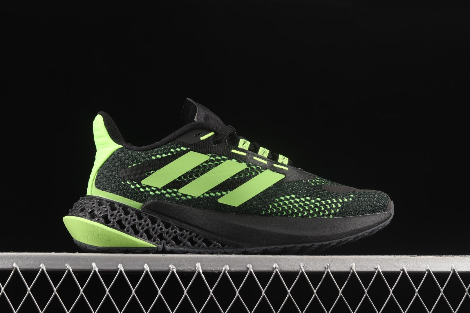 adidasMens 4DFWD Pulse - Core Black /Signal Green