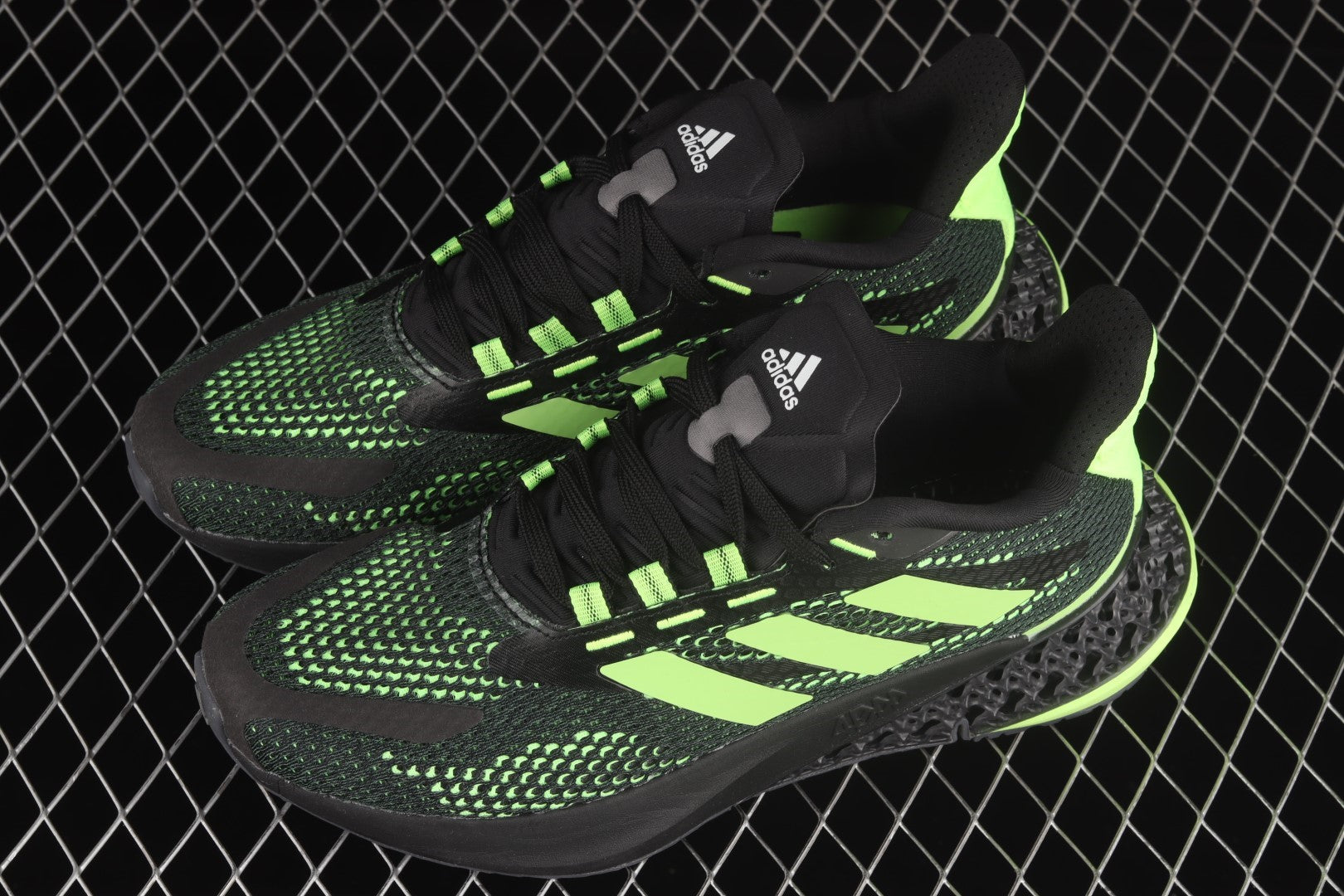 adidasMens 4DFWD Pulse - Core Black /Signal Green