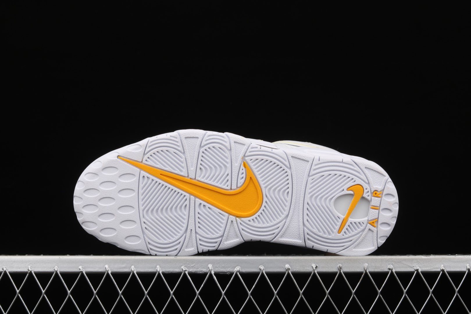 NikeMens Air More Uptempo - Light Citron