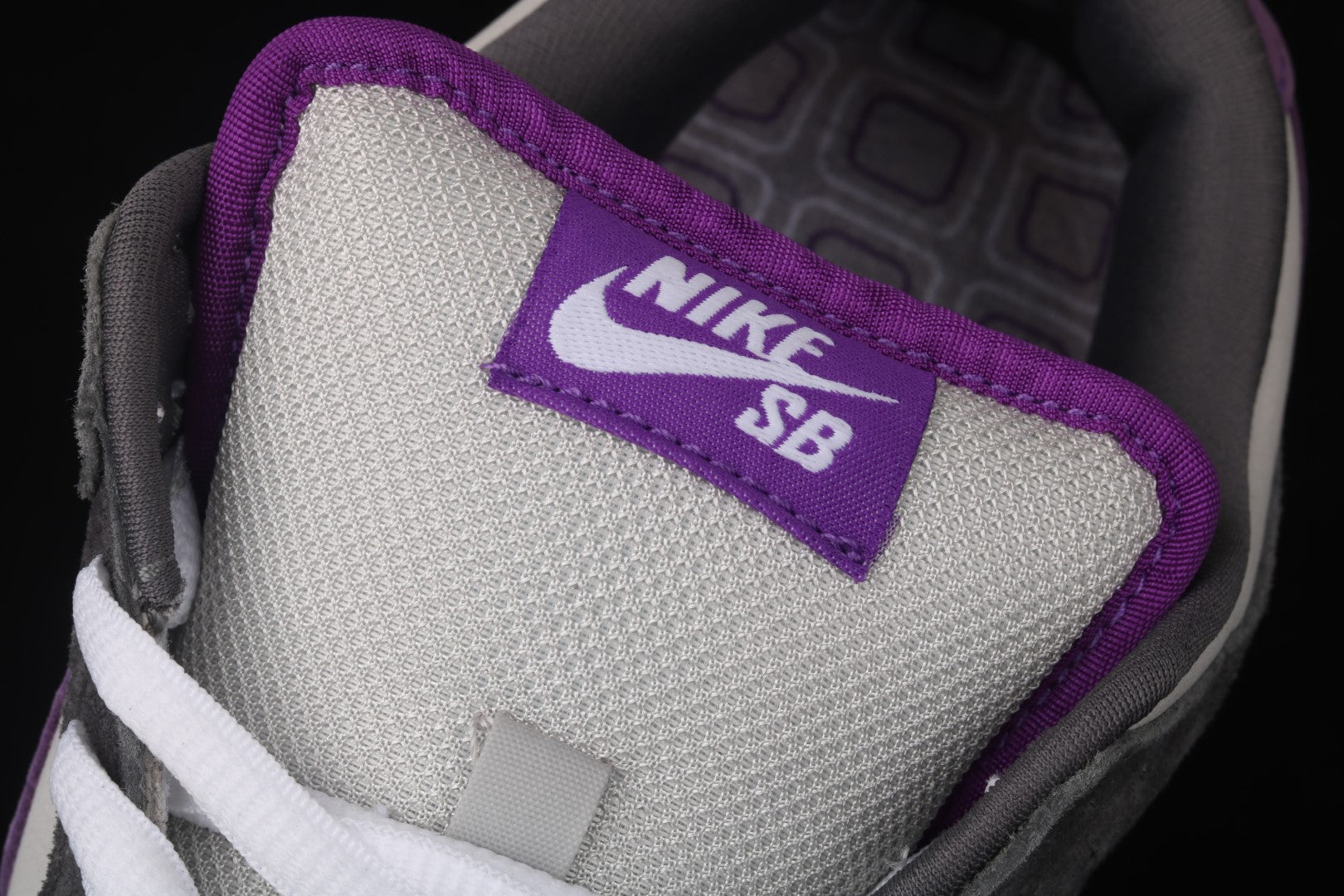 NikeMens Dunk SB Low - Purple Pigeon