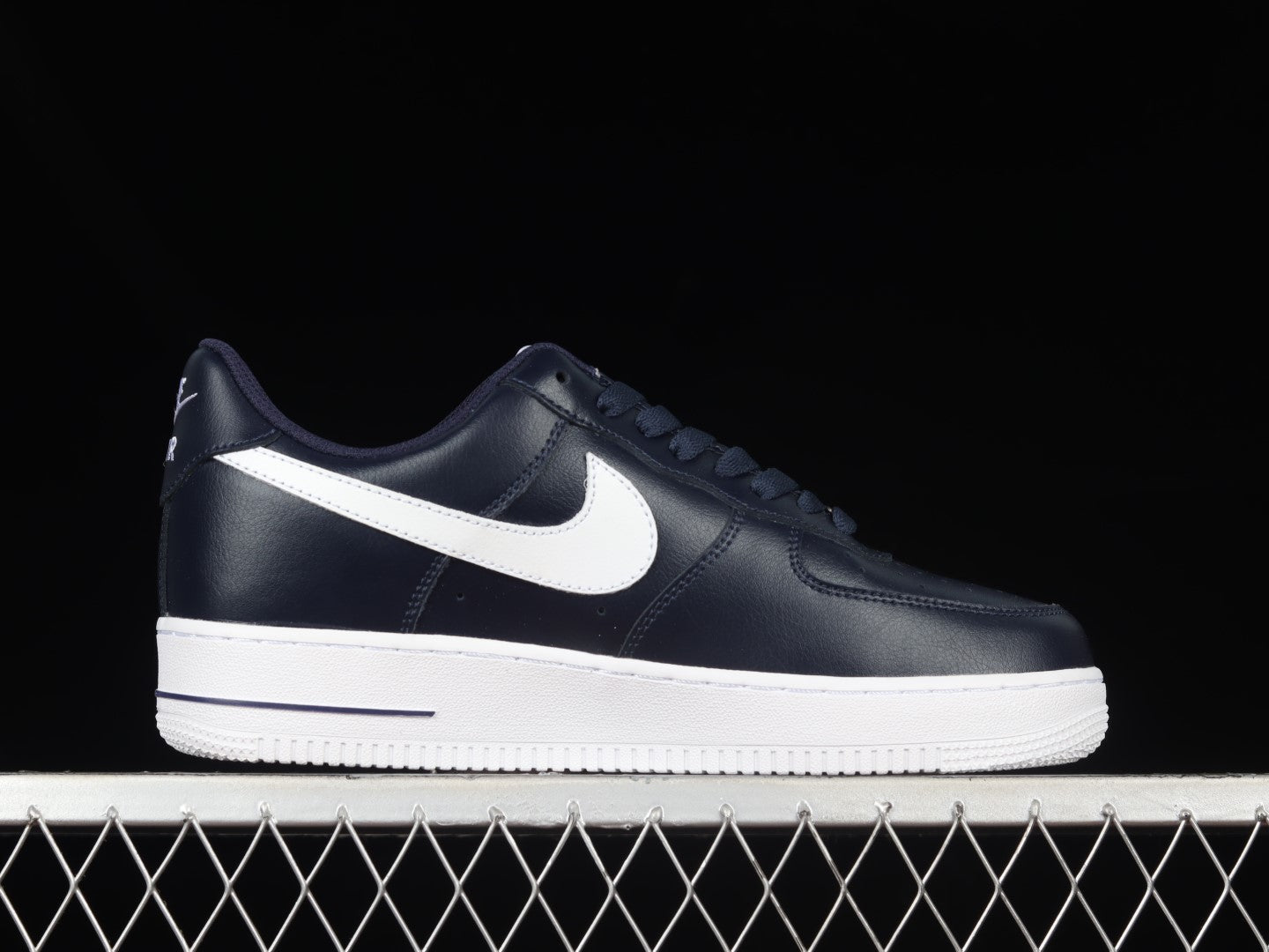 NikeMens Air Force 1 AF1  Low Onfeet - Black/White