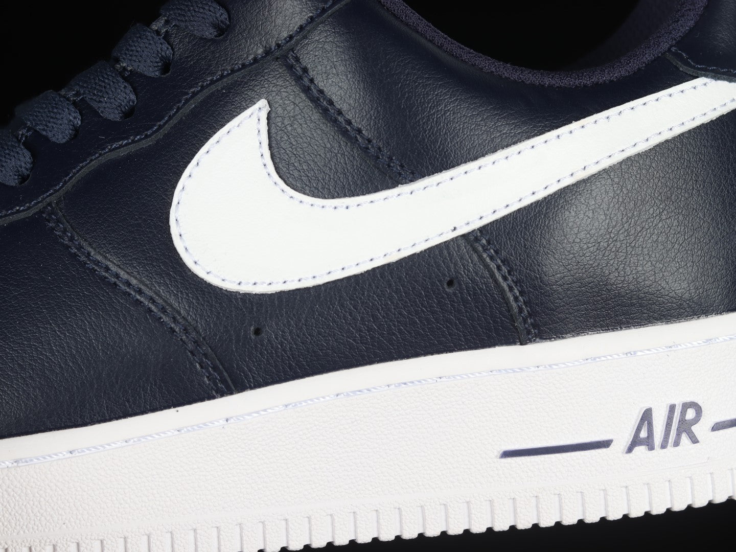 NikeMens Air Force 1 AF1  Low Onfeet - Black/White