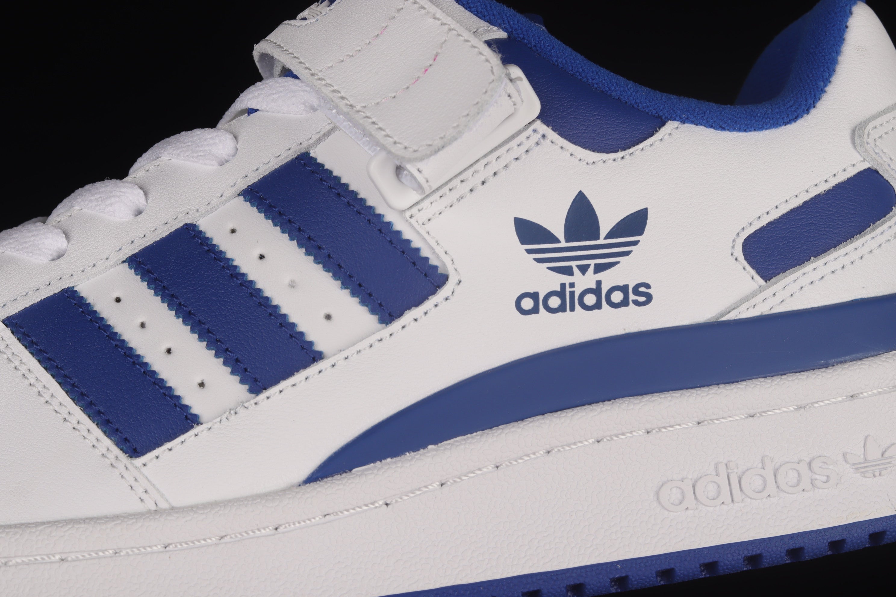 adidasMens Forum Low - White/Royal Blue