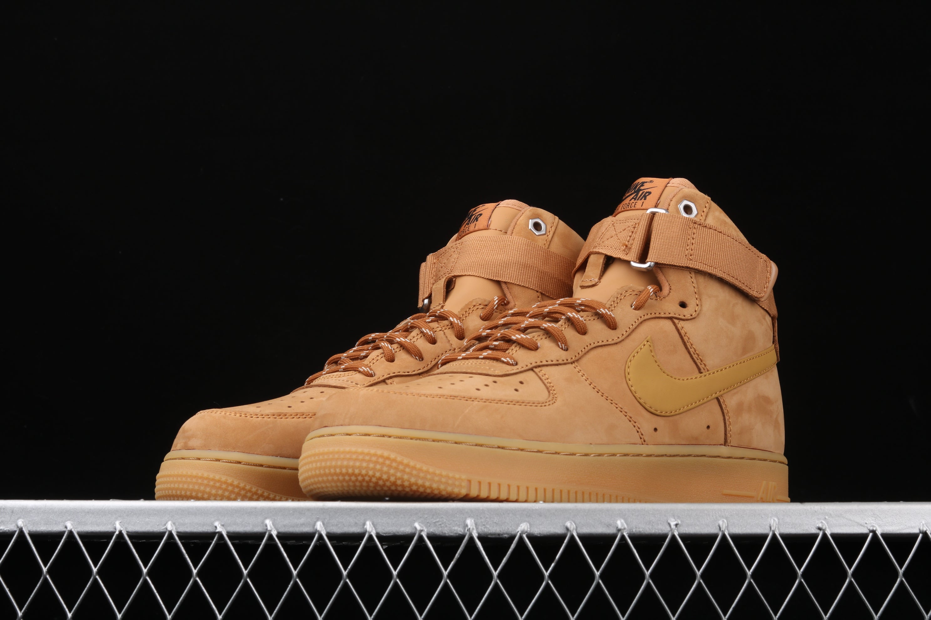 NikeMens Air Force 1 AF1 High Flax