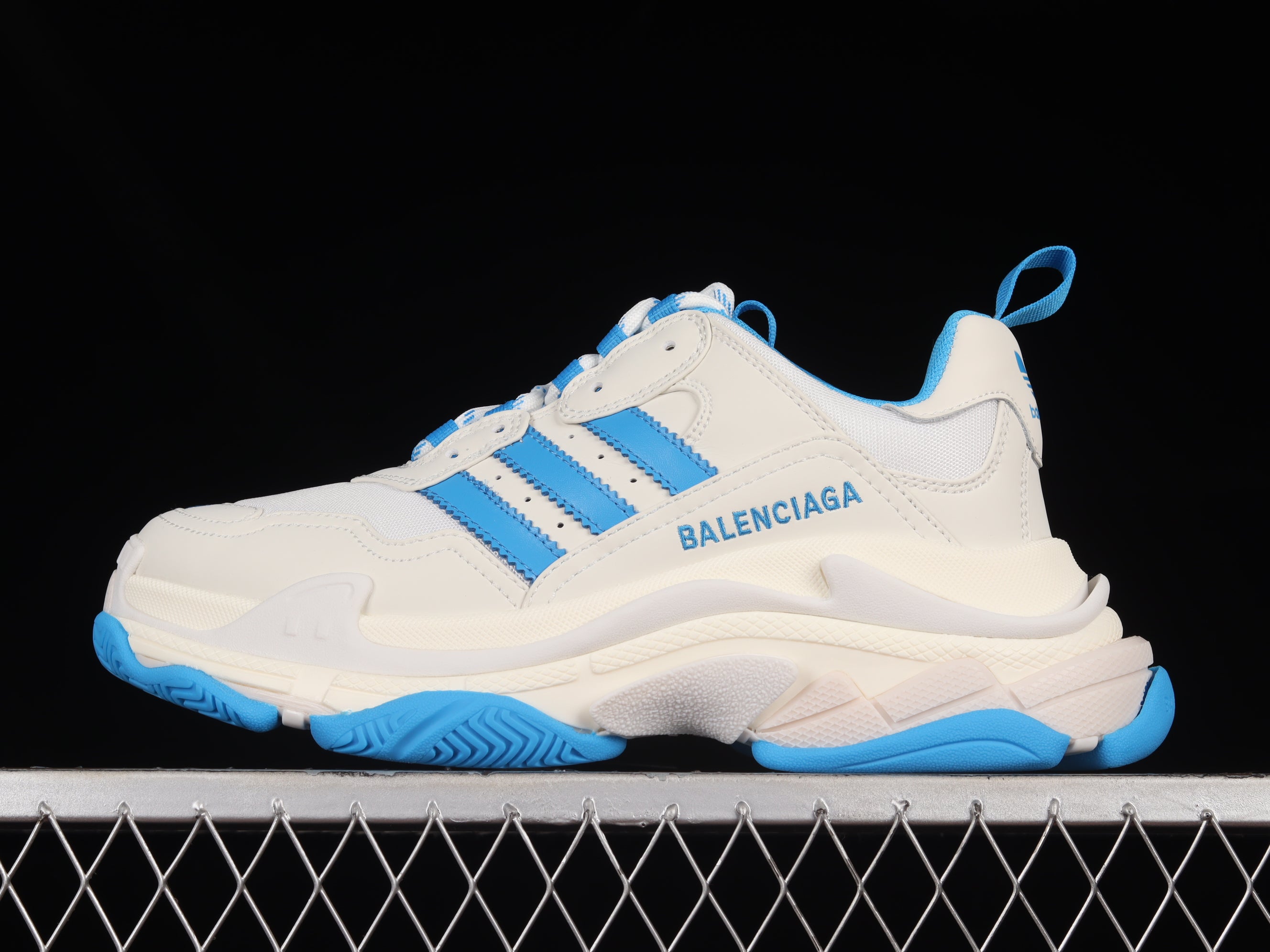 Balenciaga x adidasMens Triple S - White/Blue