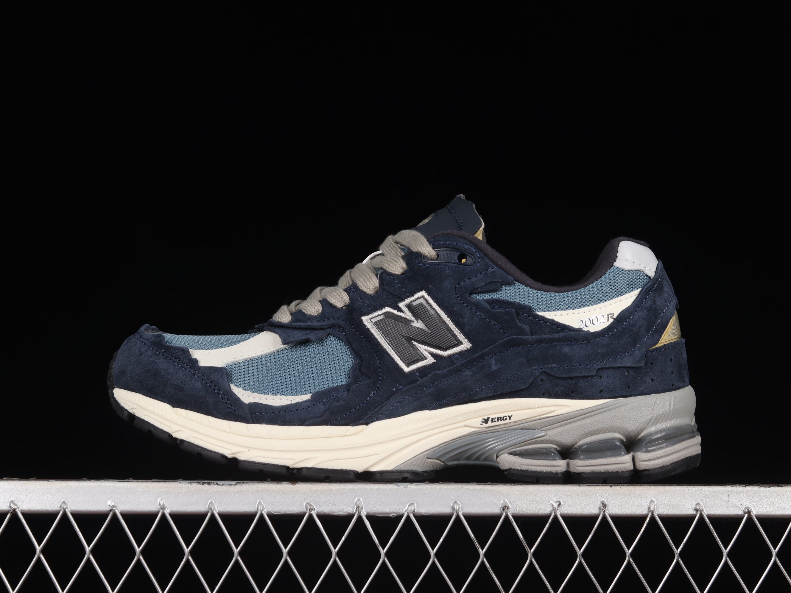 New Balance 2002R Protection Pack - Dark Navy