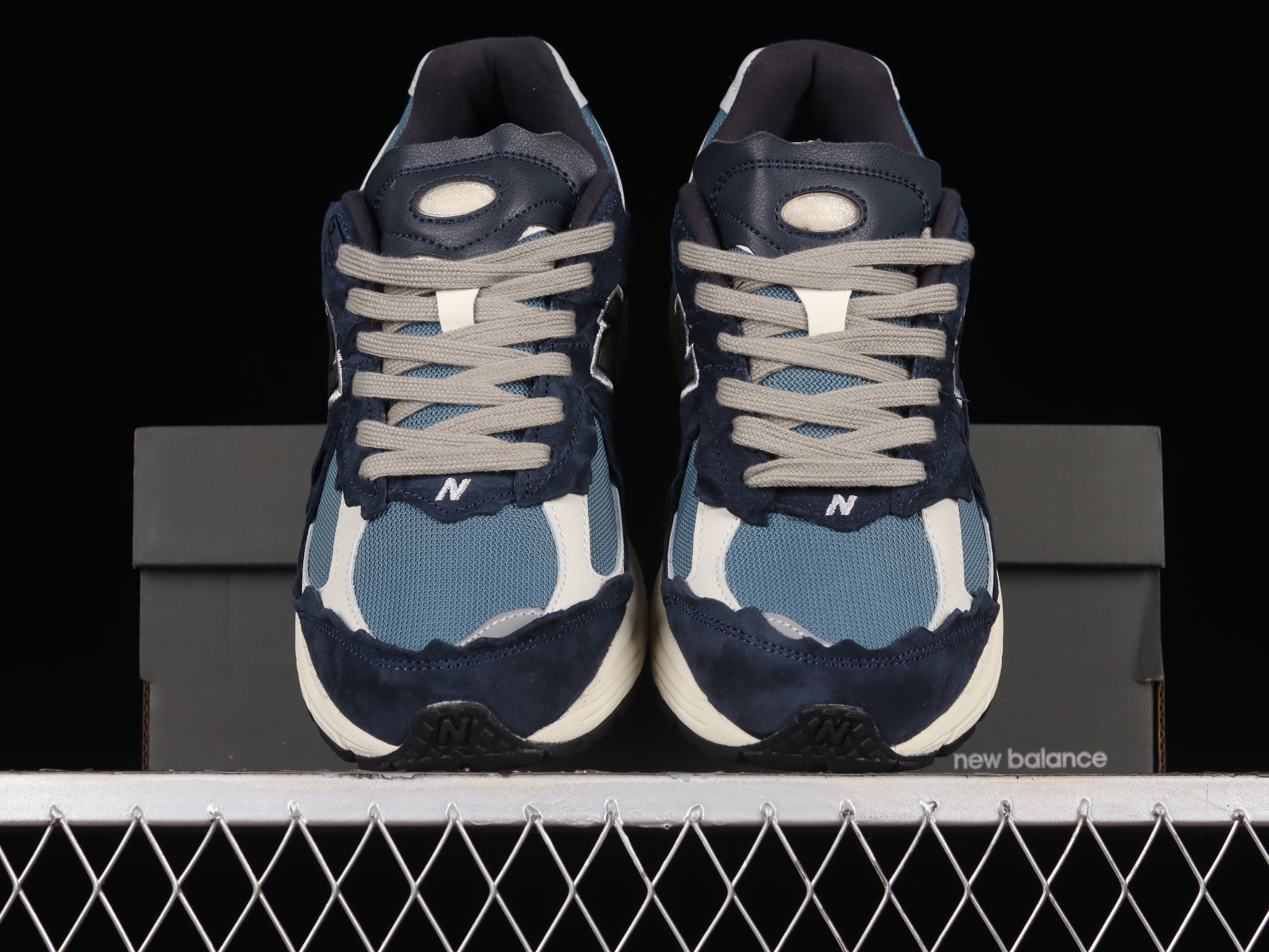 New Balance 2002R Protection Pack - Dark Navy