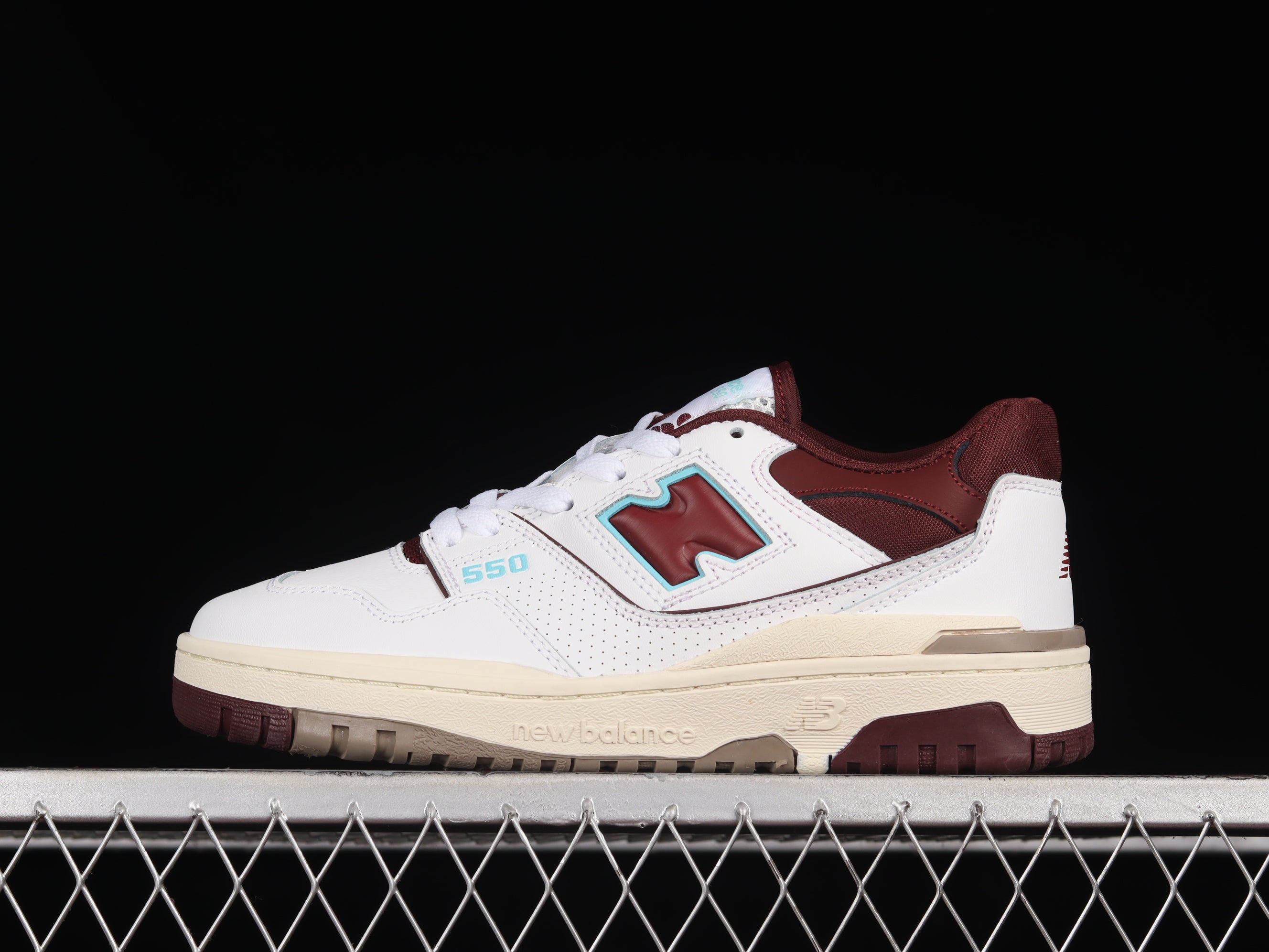 New Balance 550 - Burgundy Cyan