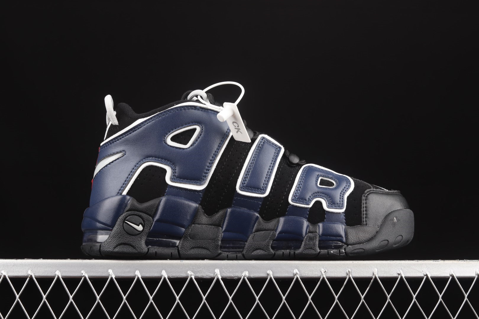 NikeMens Air More Uptempo - Alternates Black/Varsity Red