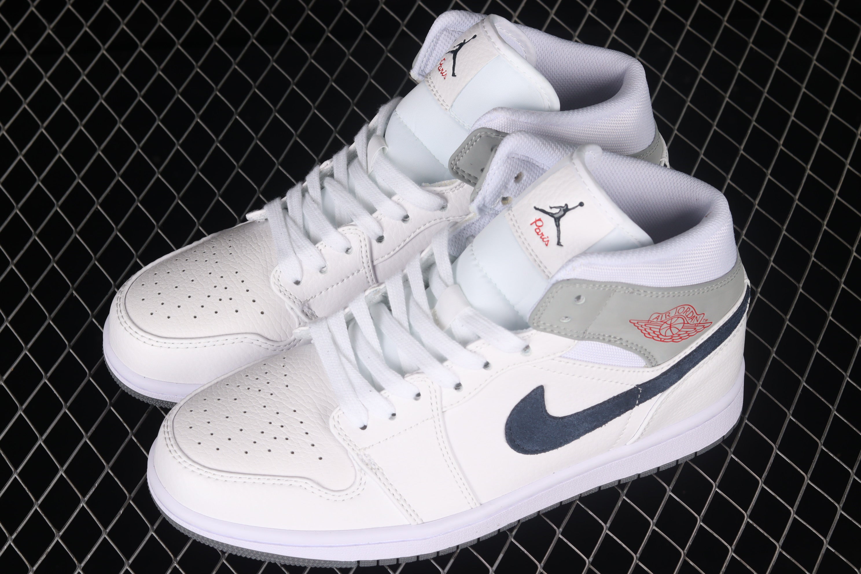 Air Jordan 1 AJ1 Mid Paris - White