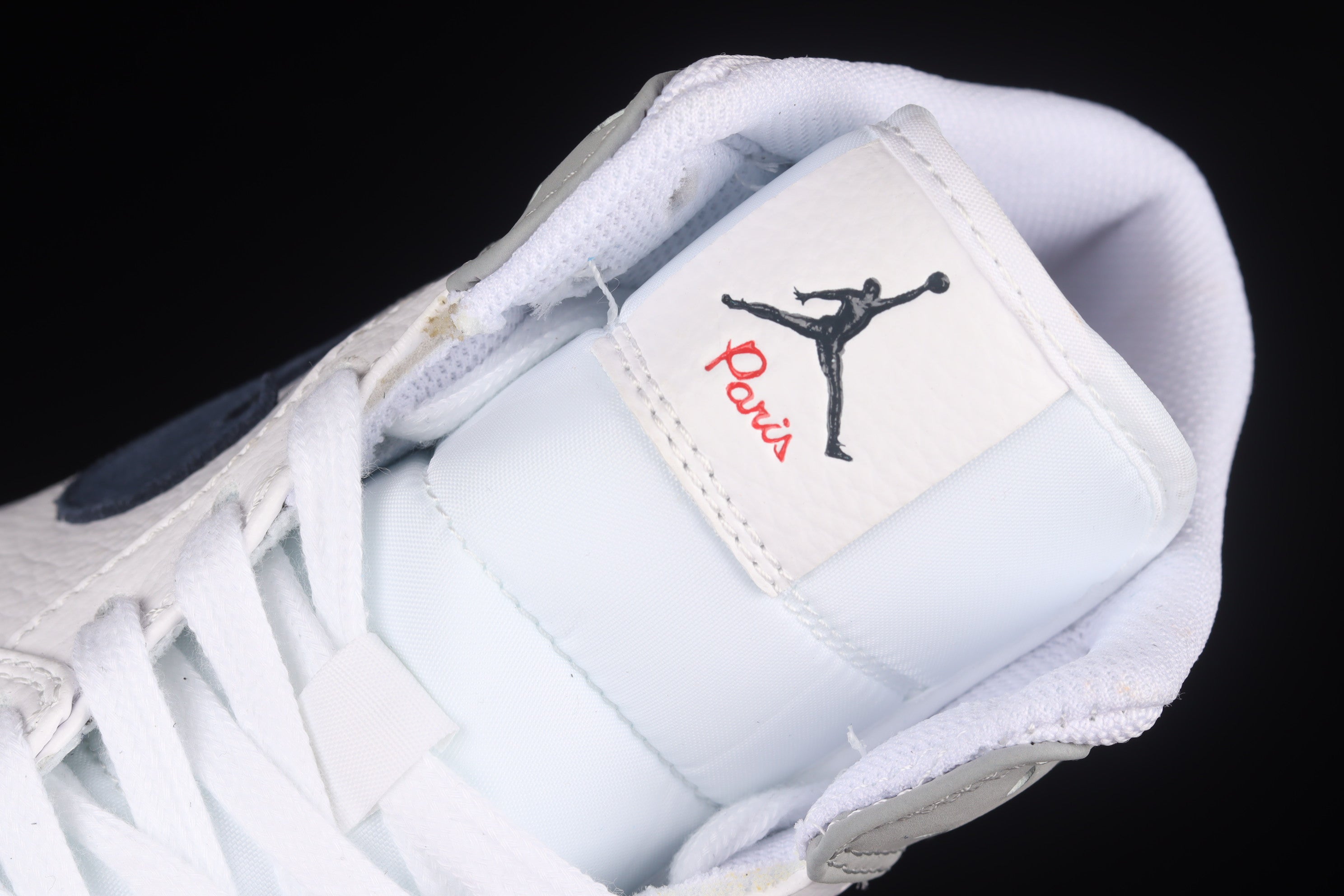 Air Jordan 1 AJ1 Mid Paris - White