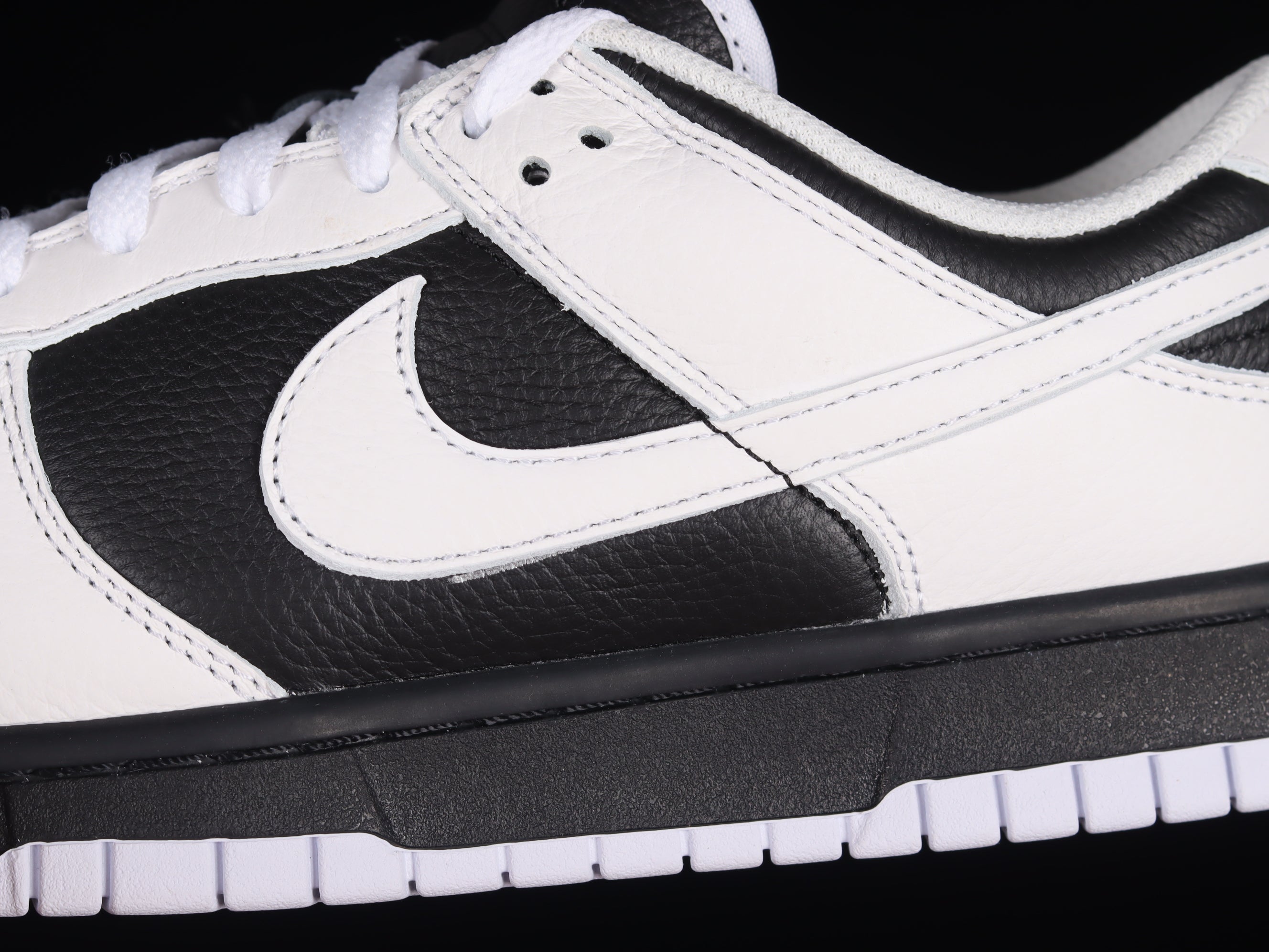 NikeMens Dunk Low Retro - Reverse Panda