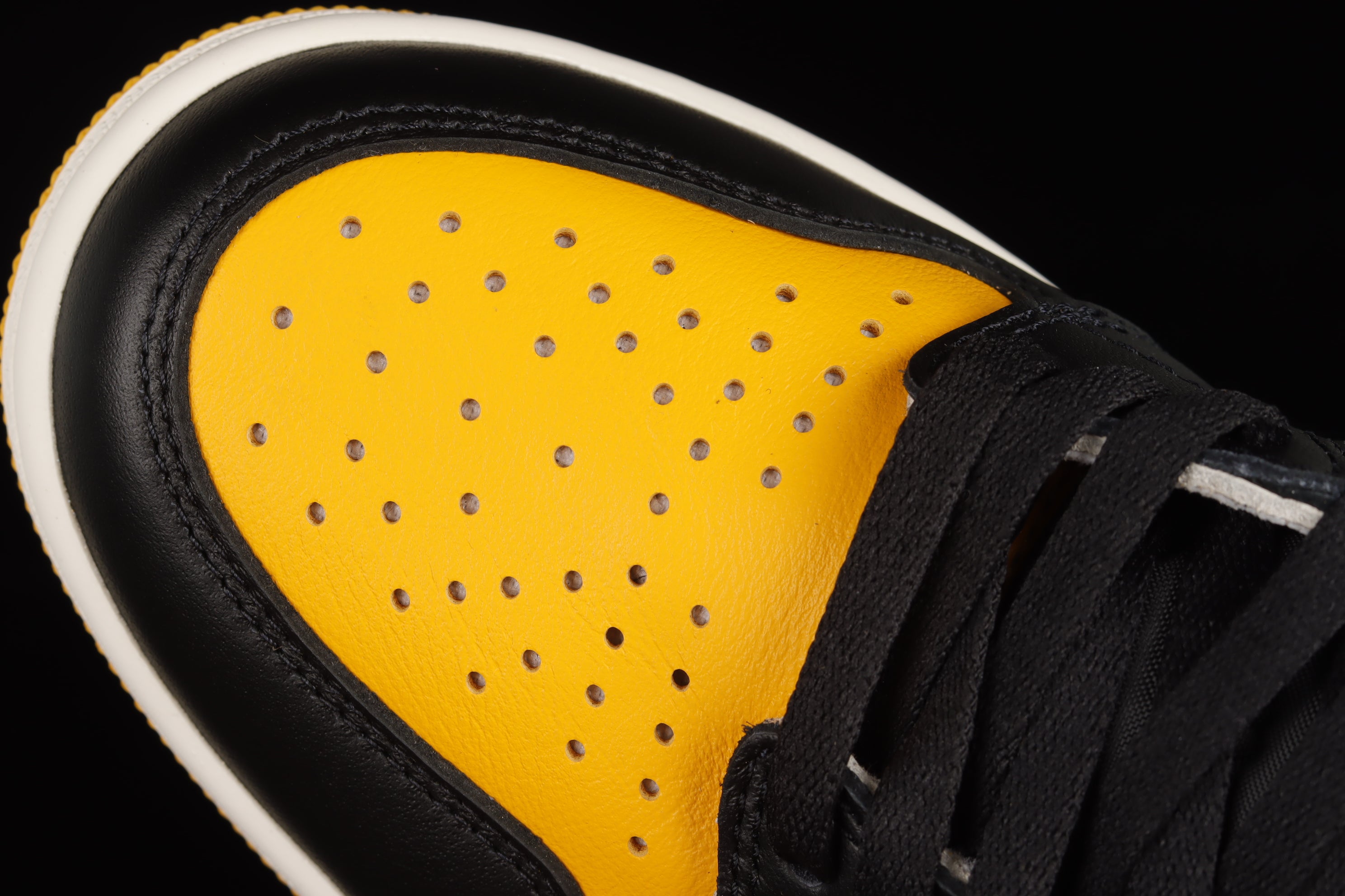 Air Jordan 1 AJ1 Retro High - Taxi