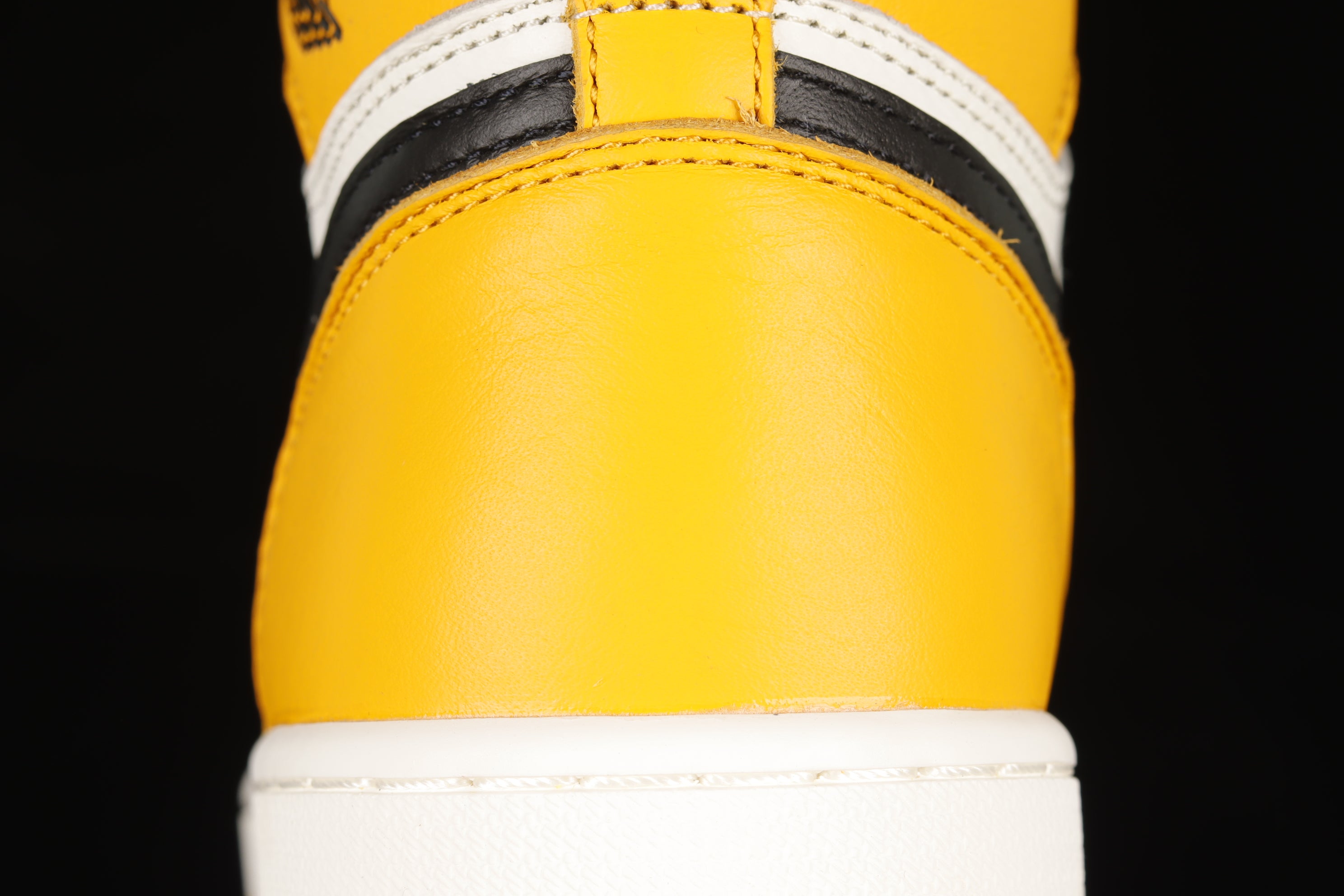 Air Jordan 1 AJ1 Retro High - Taxi